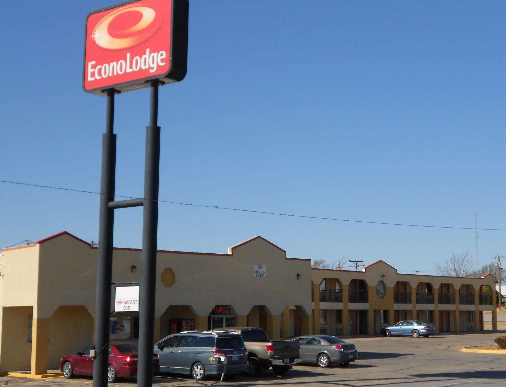 6 Shamrock, Tx